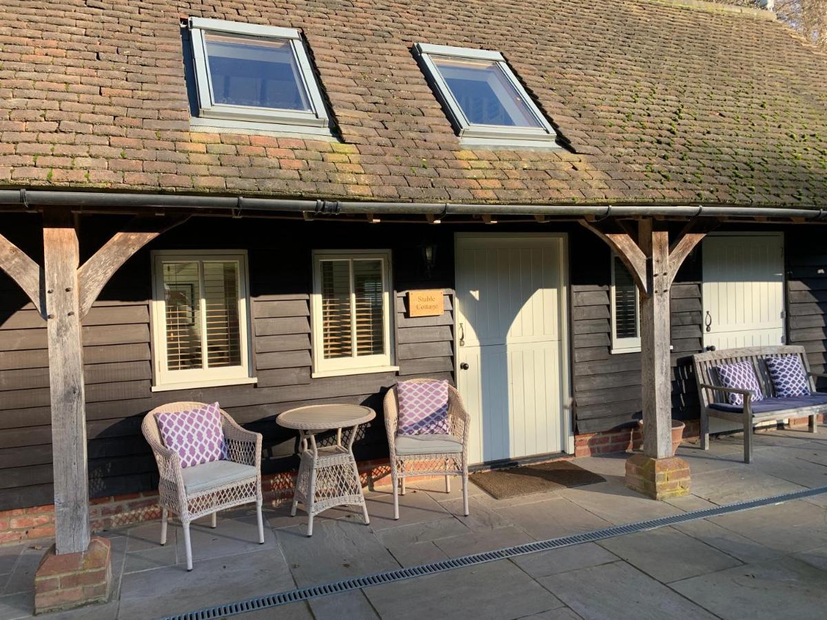 Stable Cottage Dorking Dış mekan fotoğraf